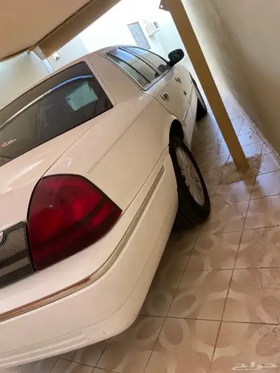 فورد جراند ماركيز 2008 16