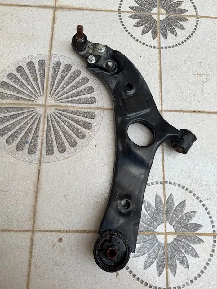 مقص سوناتا يسار من 2011 ل 2015 1