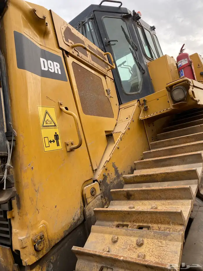 للبيع بلدوزر D9R2019 1