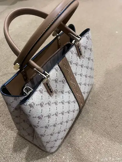 حذاء نسائيه وشنط نسائيه 2