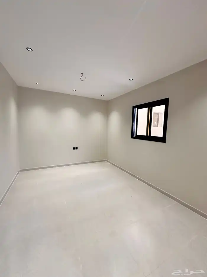 للبيع فلل روف ارضية وعلوية 31