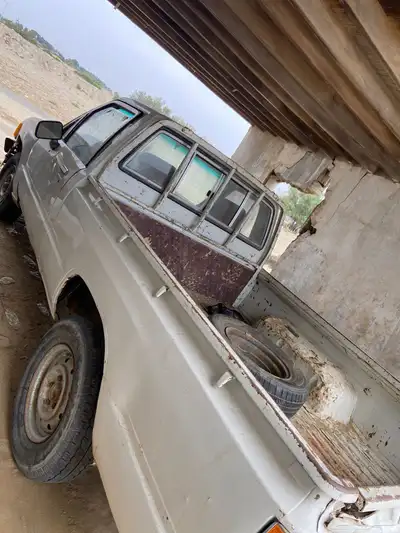 هايلوكس ونيت الموديل 85 0