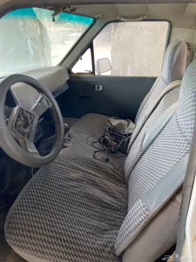 هايلوكس ونيت الموديل 85 2