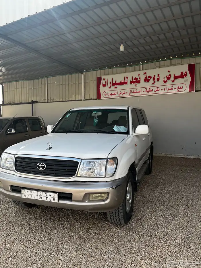 جيب جي اكس آر موديل 2002 1