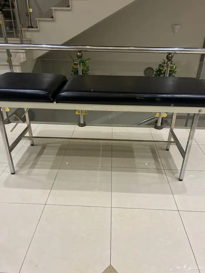 سرير مساج متنقل نظيف وضعيتين 5