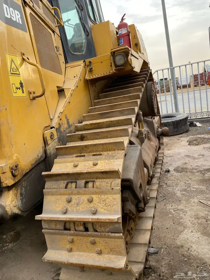 للبيع بلدوزر D9R2019 0