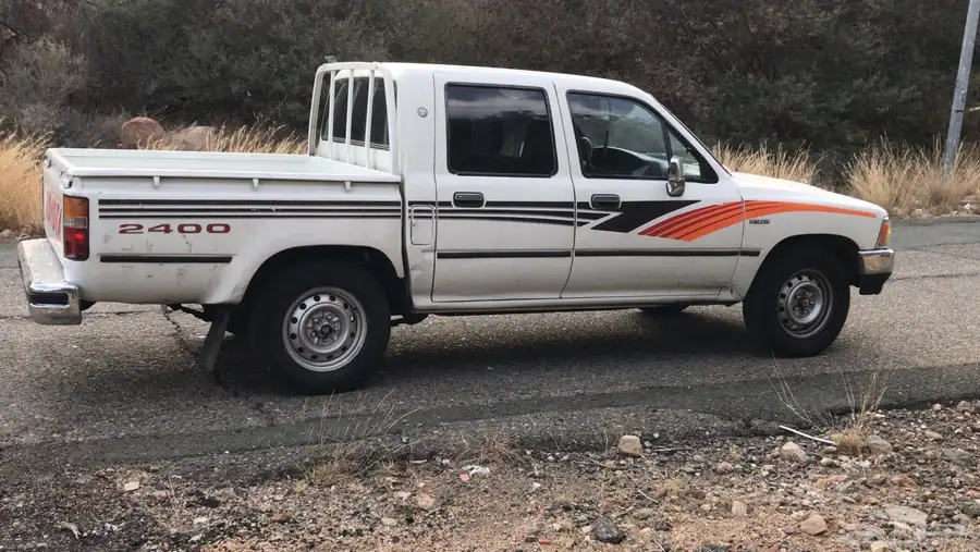 هايلكس 1996 GLX 4