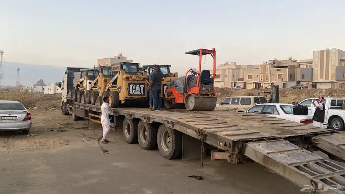 يوجد معدات با الايجار الشهري 2