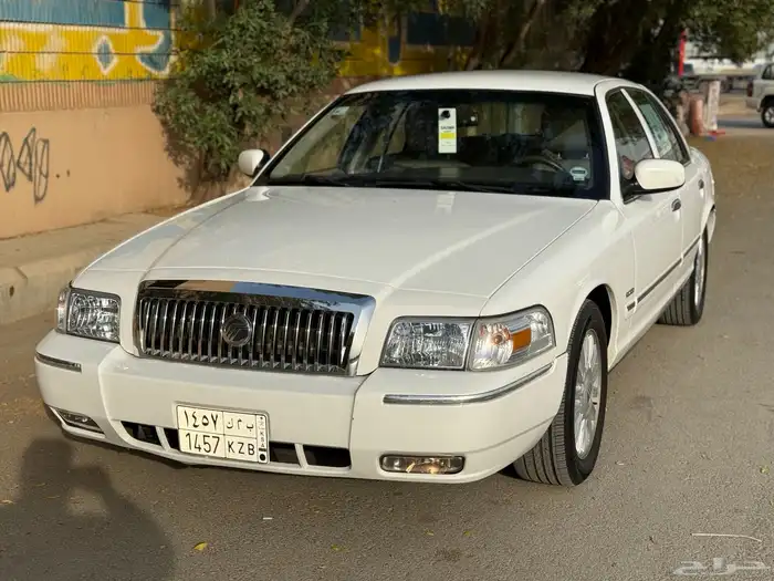 فورد قراند ماركيز 2011 (تم البيع). 8