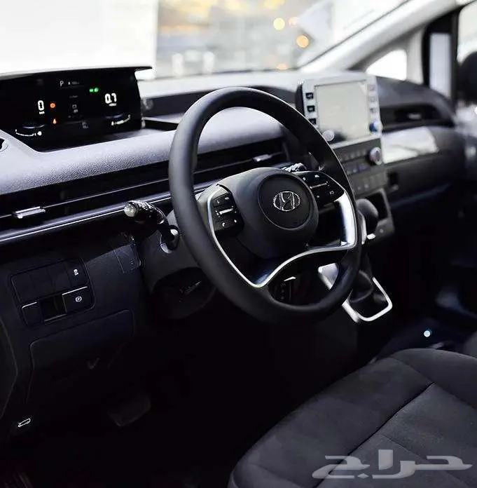 ستاريا 2025 ( ديزل - بنزين ) 9 و 11 راكب خصم خاص للشركات 7