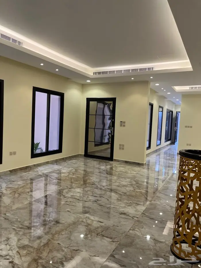 فيلا للبيع بحي العقيق 4