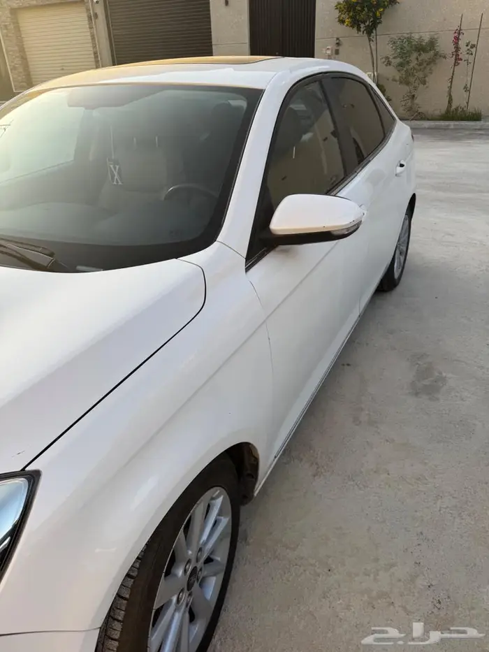سيارة فورد اسكورت البيع بحالة جيدة 0