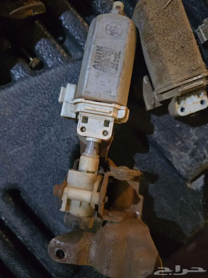 دينمو مقاعد لكزس لاندكلوزر اورين افلن 0