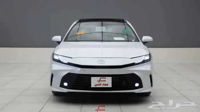 تويوتا كامري LE هايبرد 2025 4
