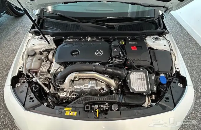 2024 Mercedes CLA 250 أصفار 5