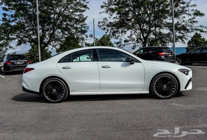 2024 Mercedes CLA 250 أصفار 2
