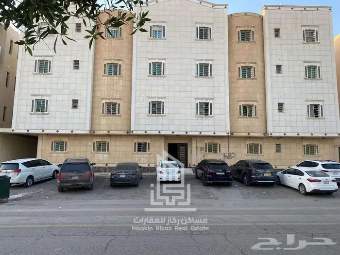 شقة أرضية موقع مميز في حي الفيحاء للبيع 1