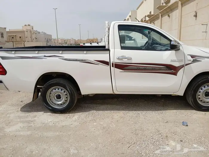 هايلوكس غمارة مخزنة وكالة 1