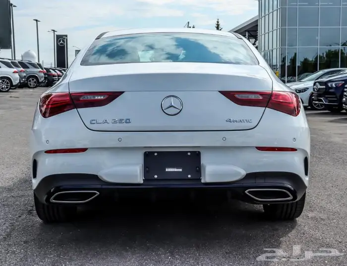 2024 Mercedes CLA 250 أصفار 4