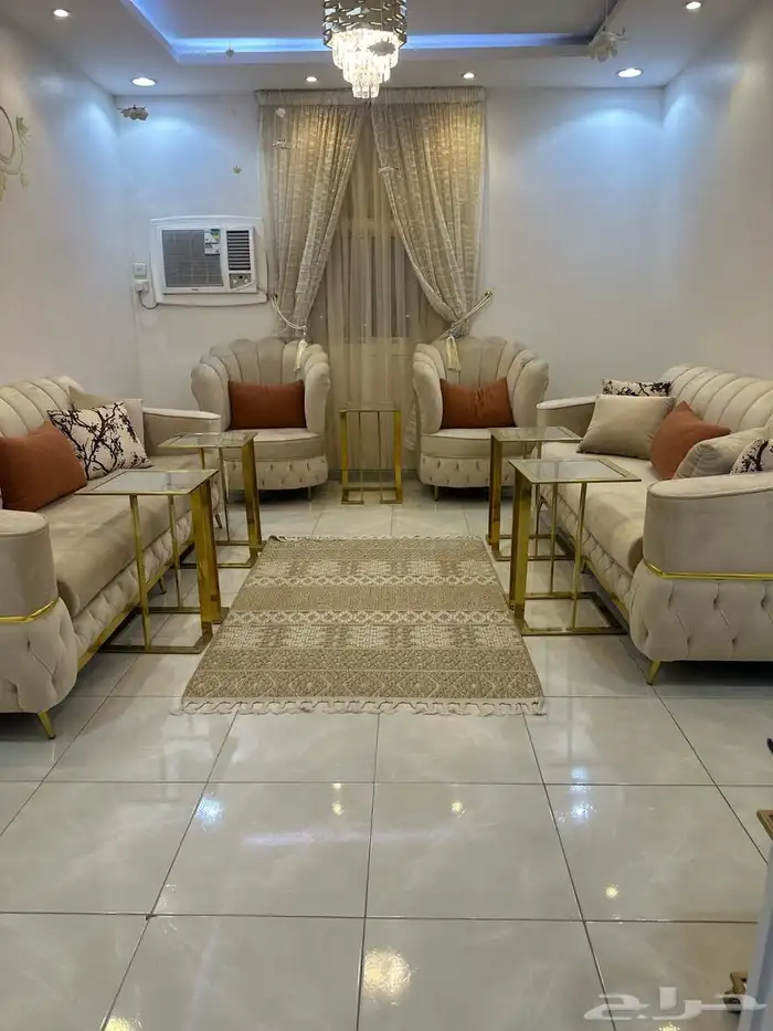كنب شبه الجديد 0