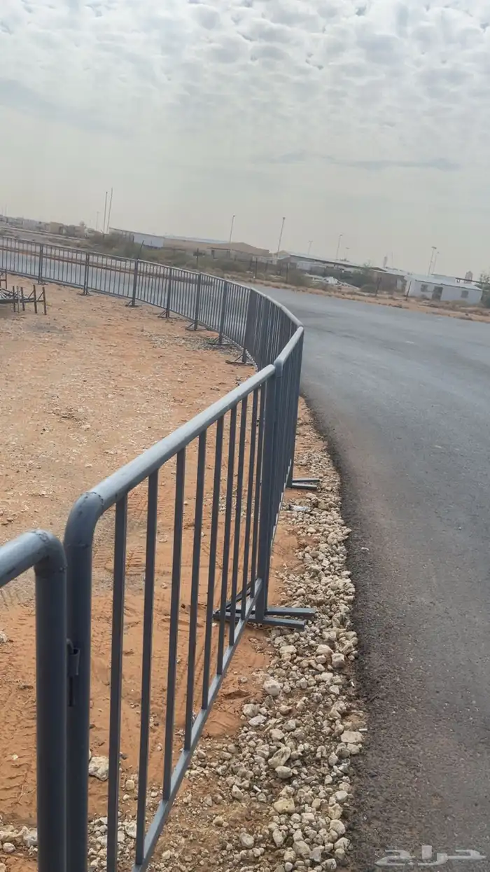 حواجز للبيع او للإيجار 0