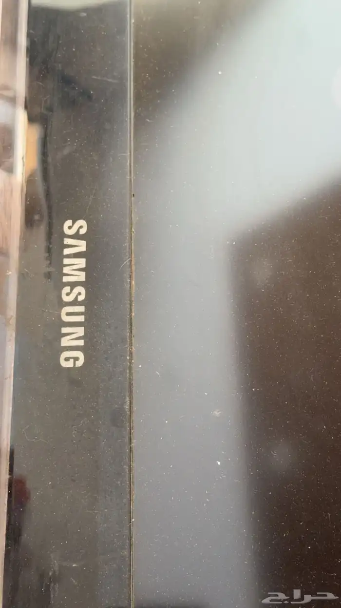 3 شاشات بلازما 4