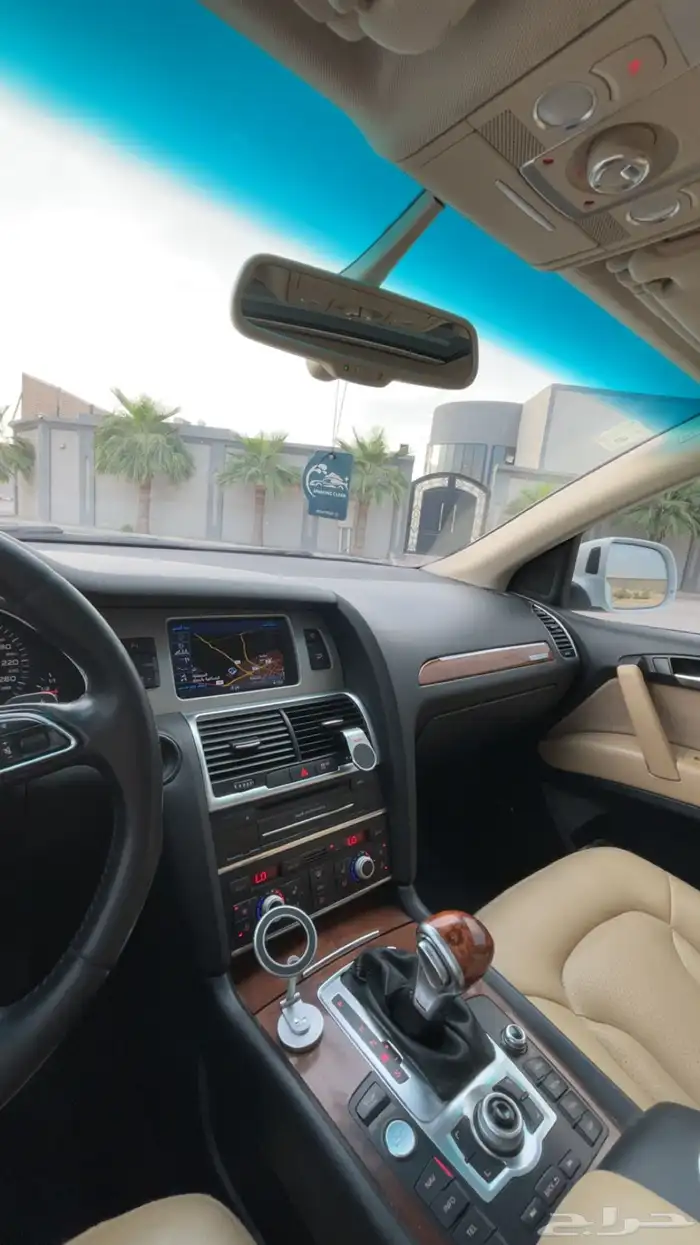 للبيع اودي Q7 2016 او البدل المناسب 8