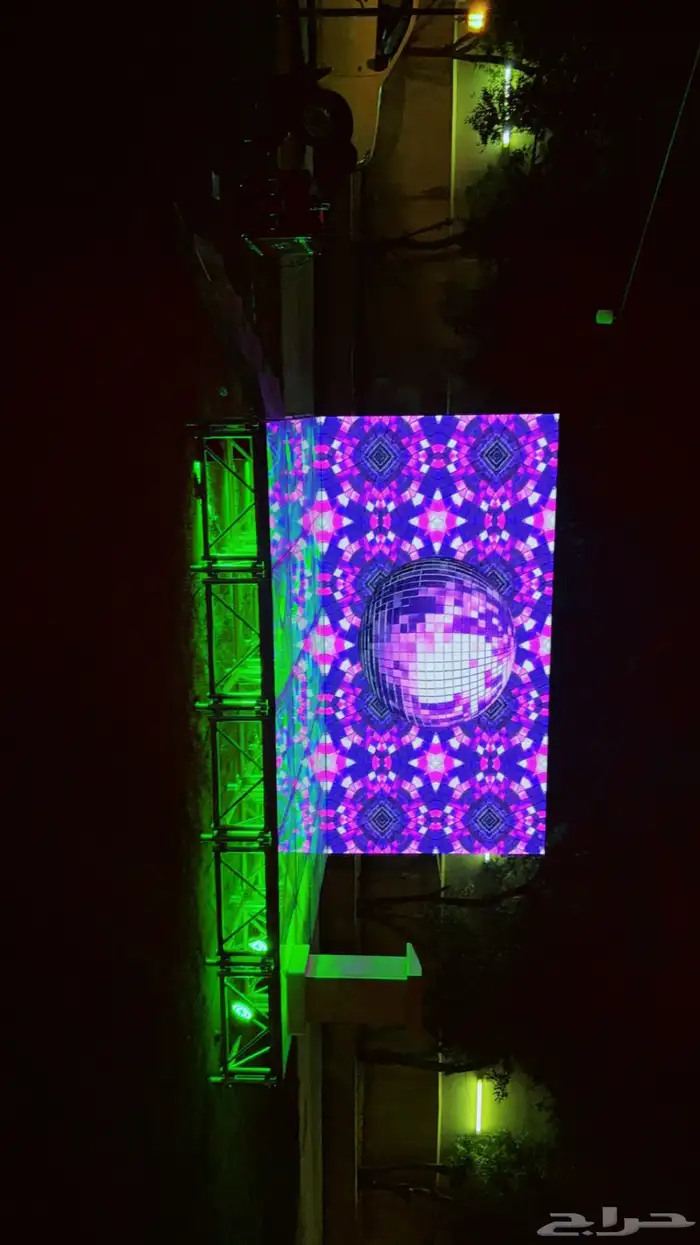 حفلات تخرج شاشات عرض. مسر ح قزاز وخشب 1