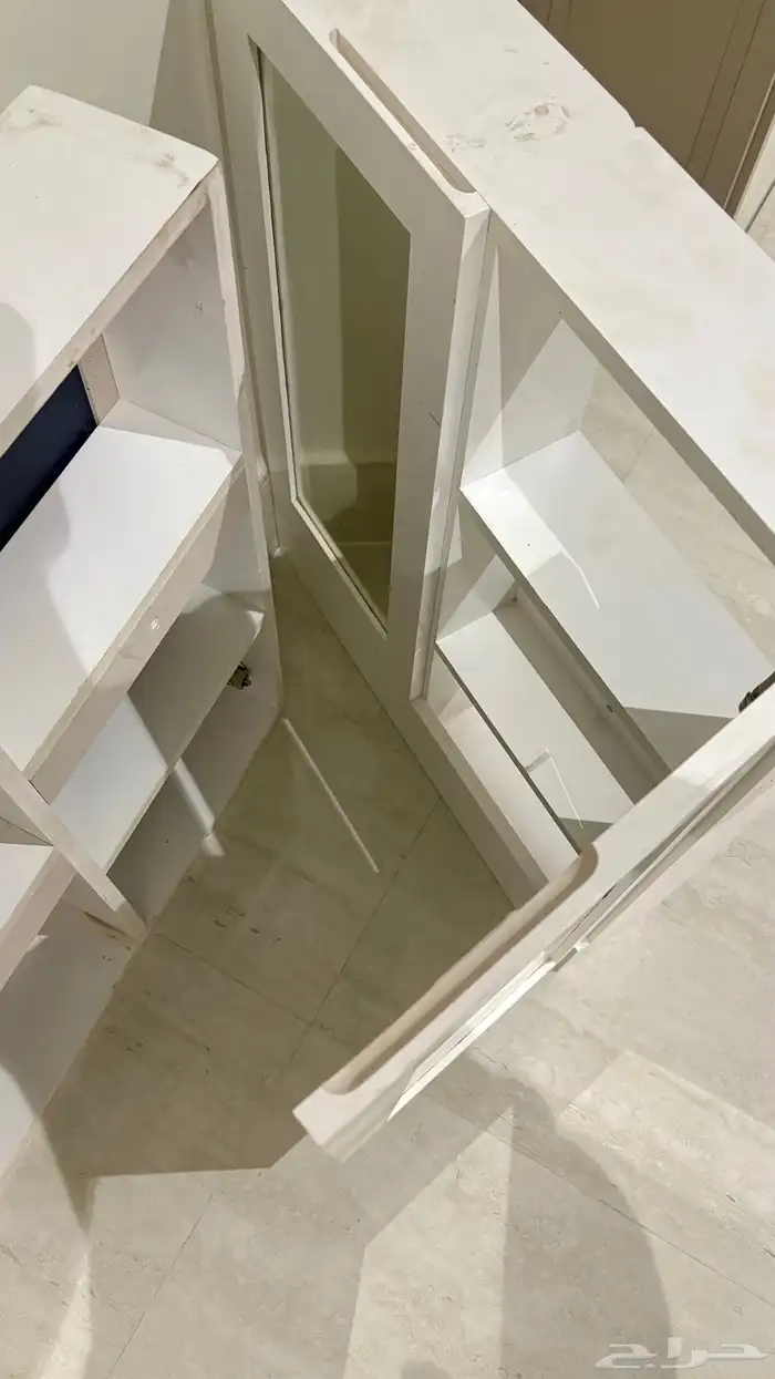 مرايات بخزائن 1
