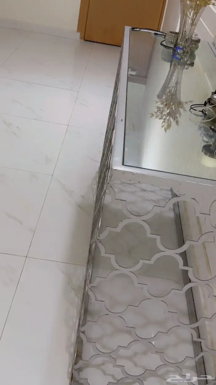 طاوله جديده 1