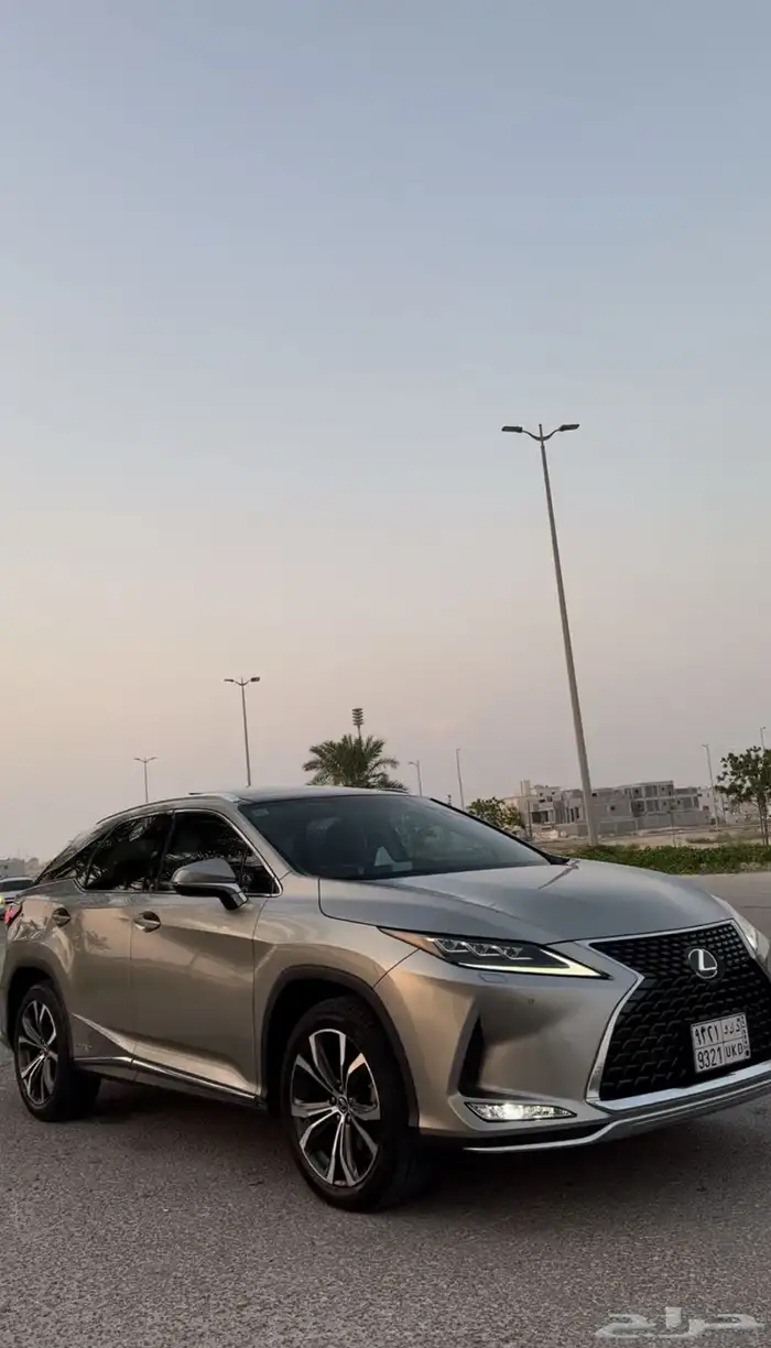 لكزز rx 2020 ممشى 20 الف فقط 0
