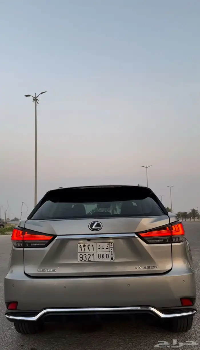 لكزز rx 2020 ممشى 20 الف فقط 4