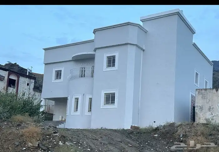 عمارة للبيع محايل عسير مؤثثه . 0