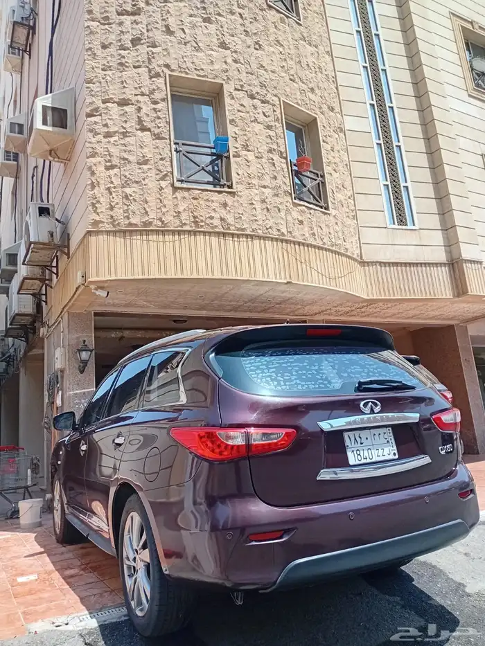 انفينيتي QX 60 فول ابشن احمر غامق موديل 2015 دفع رباعي 2