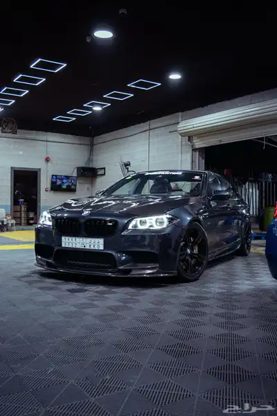 بي ام دبليو ام 5 BMW M5 F10 2013 index