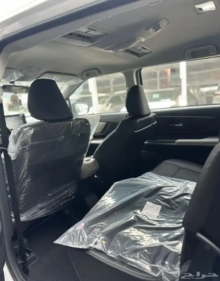 تويوتا فيلوز 2024 فل كامل كاش وتقسيط 10