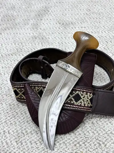 جنبيه مشرقي حك زراف 4