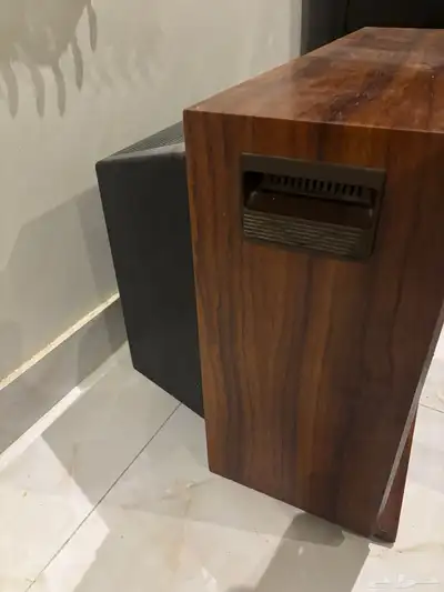 تلفزيون سوني Trinitron KV-2032ME كلاسيكي وناد 3