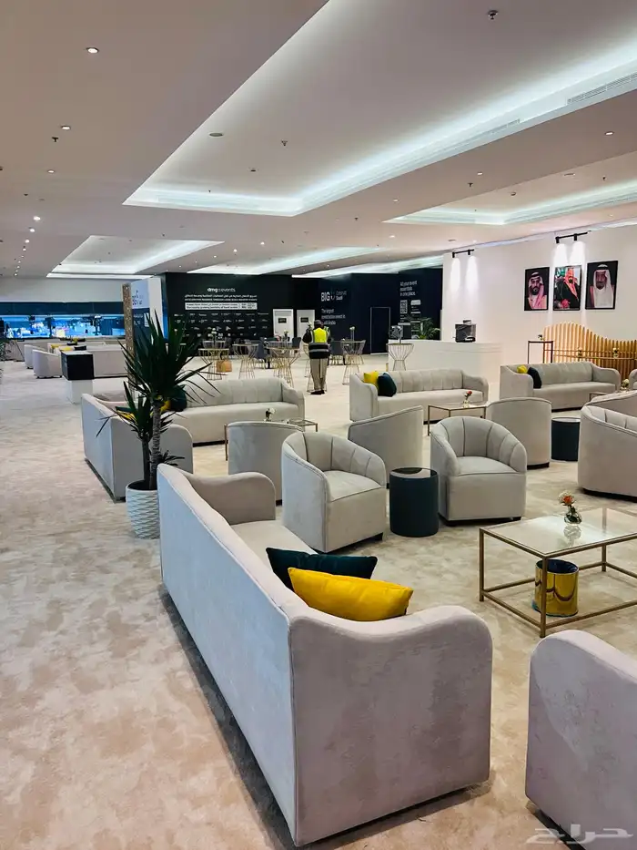 جميع مستلزمات المعارض شاشات ستاير vip lounge ف اي ب لاونج 15
