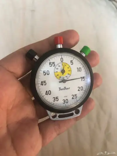 ساعة إيقاف مؤقت قديمه 0