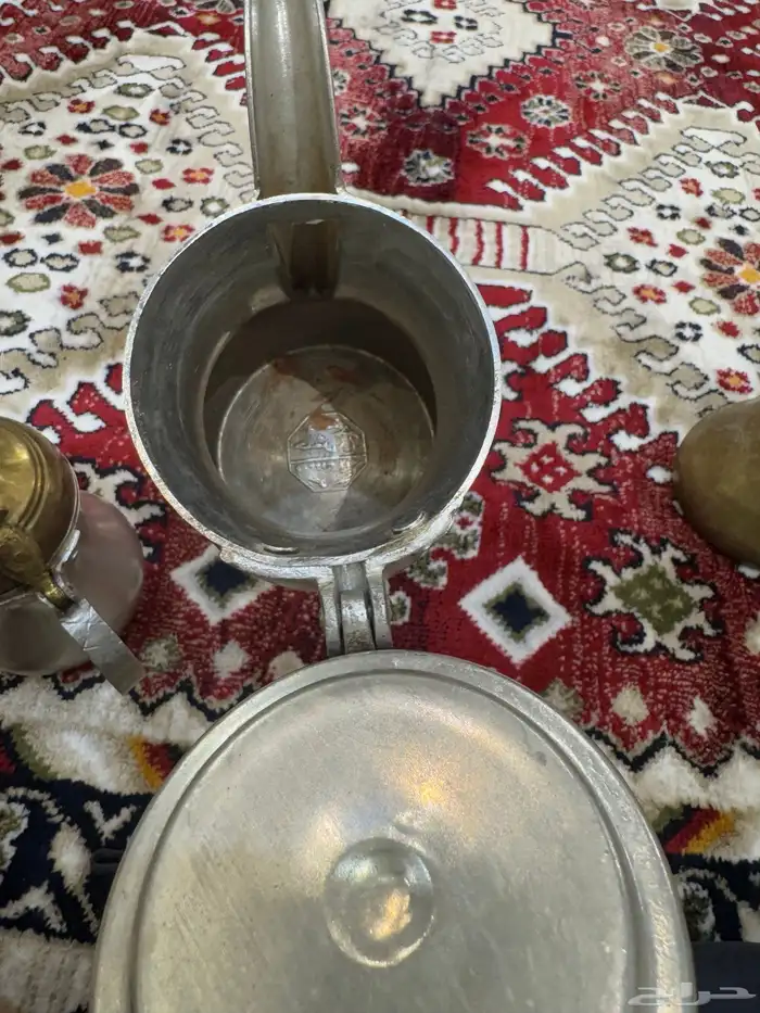 للبيع عدد 4 حبات دلال 2 حبش صنع سوري 1 رسلان 1 بغداديه 6