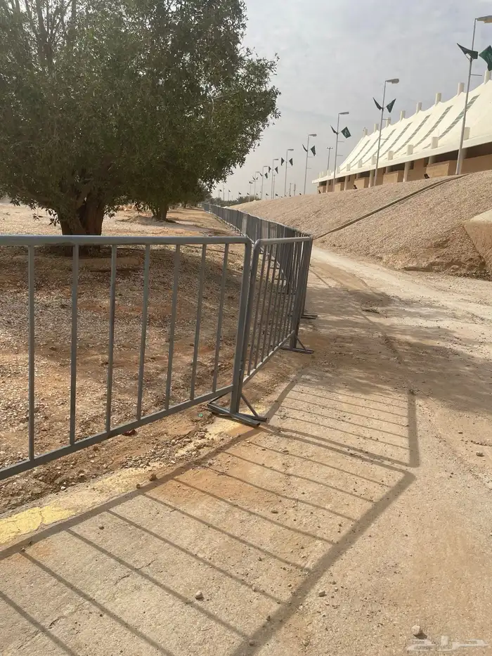 حواجز للبيع او للإيجار 1