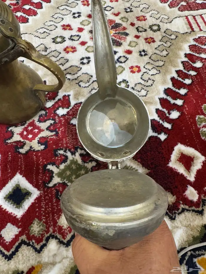 للبيع عدد 4 حبات دلال 2 حبش صنع سوري 1 رسلان 1 بغداديه 5