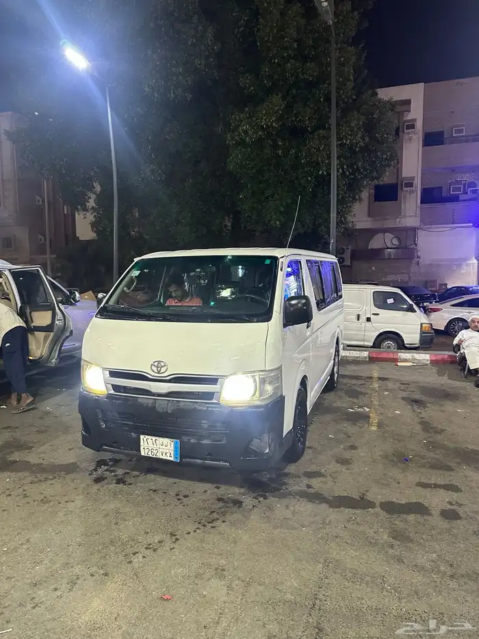 باص تايوتا هايس للايجار 15 راكب 3