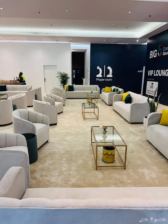 جميع مستلزمات المعارض شاشات ستاير vip lounge ف اي ب لاونج 19