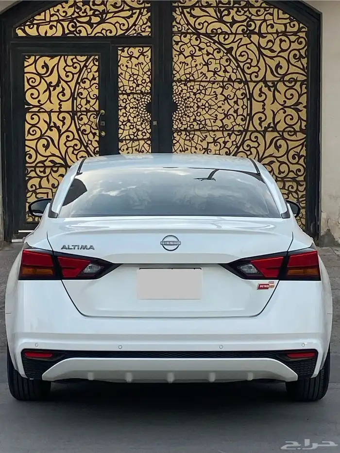 نيسان التيما 2023 استاندر 11