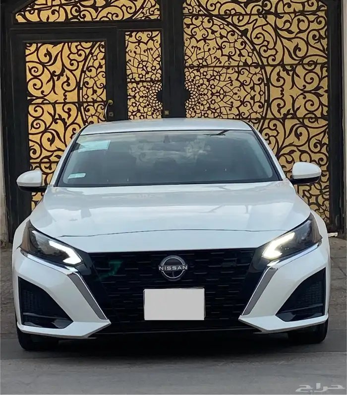 نيسان التيما 2023 استاندر 2