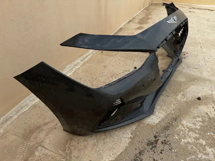 صدام جينيسيس جي 70 2