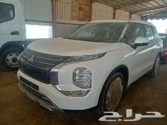 ميتسوبيشي اوتلايندر 2024 2