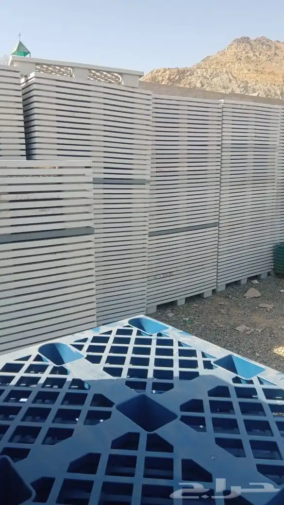 طبليات بلاستيك طبالي نظيفه شبه الجديدة 13